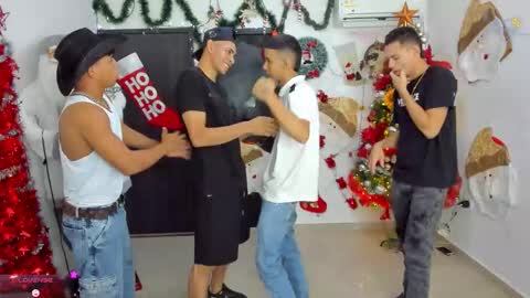 voyeurism_guys online show from December 2025 01:21:02 AM