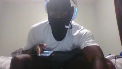 Snapshot of vulan18 chatting on November 2025 09:02:02 PM Vulkan18 online show from November 2025 09:02:02 PM