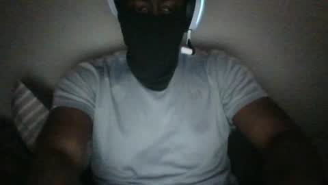 Snapshot of vulan18 chatting on November 2025 08:57:01 PM Vulkan18 online show from November 2025 08:57:01 PM