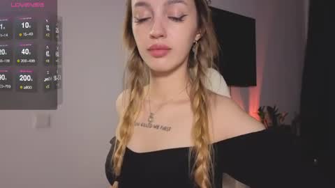 Alice  Before pvt write to me in PM  online show from July 2026 10:04:01 PM