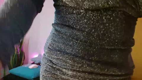 Snapshot of w_kittycat chatting on January 2025 05:49:02 PM kitty SUPORT ME AND MY BABY SINGLE MOMY online show from January 2025 05:49:02 PM