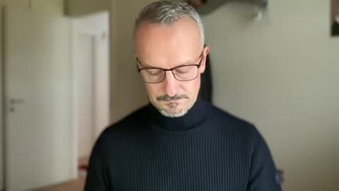 walky78 online show from February 2025 12:33:01 PM