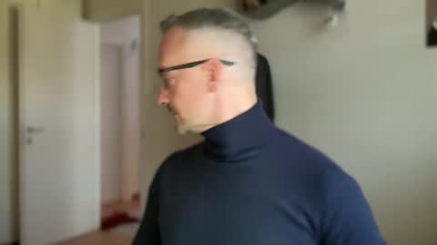 walky78 online show from February 2025 01:54:01 PM