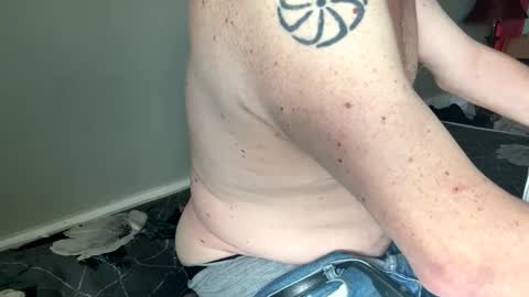 Walter online show from October 2025 05:17:01 PM