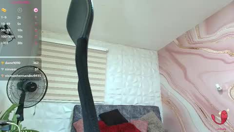 Snapshot of wandaxs69 chatting on February 2025 12:03:01 AM wanda online show from February 2025 12:03:01 AM