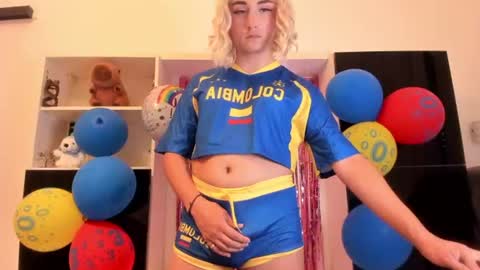 Snapshot of wanderlust_xxx chatting on July 2026 06:56:01 PM Sarah Catalina Amado. Wanderlust online show from July 2026 06:56:01 PM