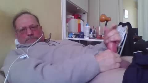 Snapshot of wanky357 chatting on February 2026 01:18:01 PM Tibo Love online show from February 2026 01:18:01 PM