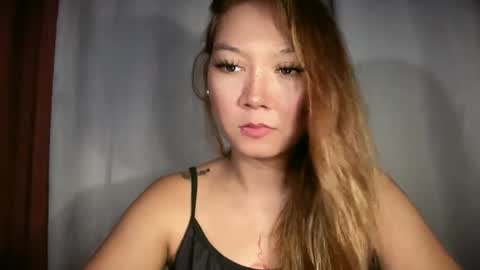 Snapshot of wanna_bewithyouxxx chatting on March 2026 05:34:01 AM LIZA online show from March 2026 05:34:01 AM