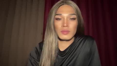 Snapshot of wanna_bewithyouxxx chatting on March 2026 05:46:01 PM LIZA online show from March 2026 05:46:01 PM