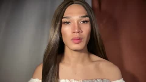 Snapshot of wanna_bewithyouxxx chatting on April 2026 03:54:01 PM LIZA online show from April 2026 03:54:01 PM