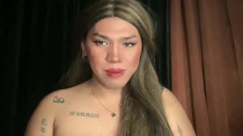 Snapshot of wanna_bewithyouxxx chatting on April 2026 11:04:01 AM LIZA online show from April 2026 11:04:01 AM