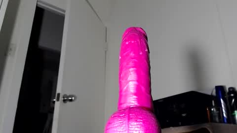 wants online show from January 2025 12:31:02 PM