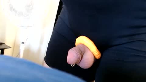 wants online show from December 2025 03:03:02 AM