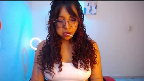 Snapshot of warisgoddes chatting on March 2026 10:57:01 PM EMILY online show from March 2026 10:57:01 PM