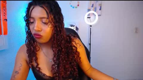 Snapshot of warisgoddes chatting on April 2026 10:32:02 PM EMILY online show from April 2026 10:32:02 PM