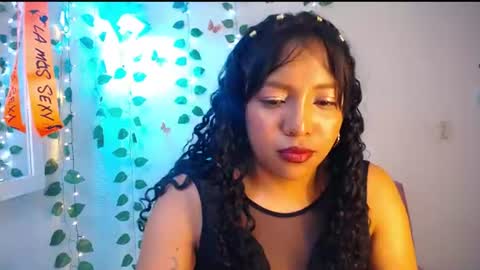 Snapshot of warisgoddes chatting on July 2026 07:23:02 AM EMILY online show from July 2026 07:23:02 AM