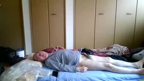 watanosmoking online show from April 2026 04:39:01 AM