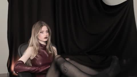 waterfallwoods online show from December 2025 08:43:01 AM