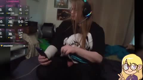 Snapshot of waysoft23 chatting on December 2024 09:37:02 PM Ash online show from December 2024 09:37:02 PM