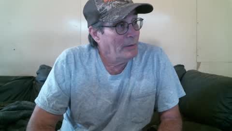 Snapshot of wbfarm chatting on October 2025 06:47:02 PM WB Farm online show from October 2025 06:47:02 PM