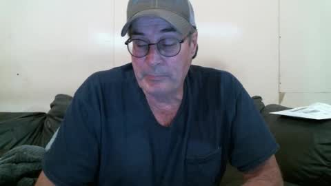 Snapshot of wbfarm chatting on October 2025 12:54:02 AM WB Farm online show from October 2025 12:54:02 AM