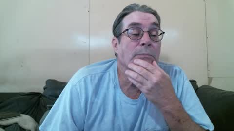 Snapshot of wbfarm chatting on December 2025 07:30:02 PM WB Farm online show from December 2025 07:30:02 PM