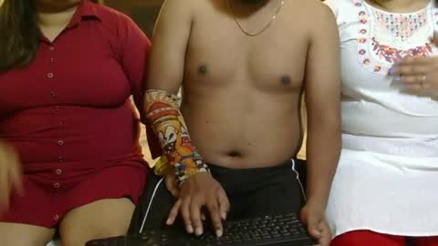 khushiwife kabirhubby kavyasexy gf online show from June 2026 03:44:01 AM