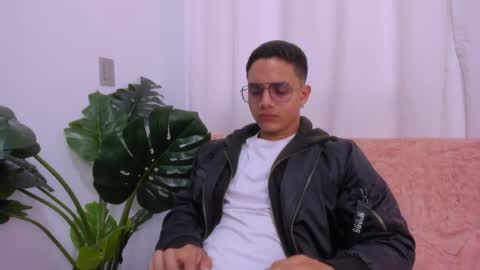 Jhonny Dick  his neighbors. online show from September 2025 07:19:02 PM