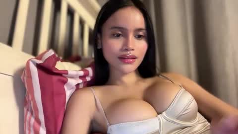 Maggie online show from February 2026 04:27:02 AM