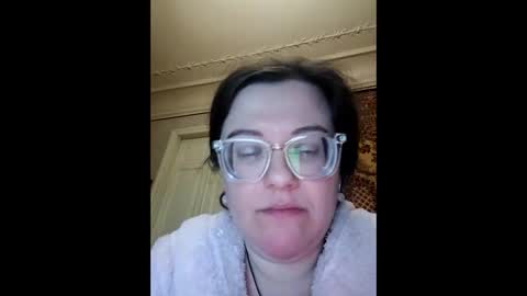 Marina online show from November 2025 10:34:01 PM