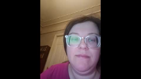 Marina online show from December 2025 04:57:02 PM