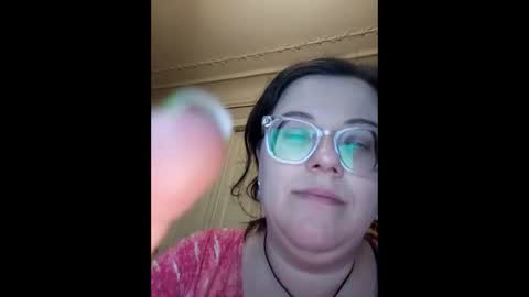 Snapshot of webgirl2 chatting on June 2026 09:41:01 PM Marina online show from June 2026 09:41:01 PM