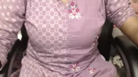mina online show from August 2026 02:33:01 PM