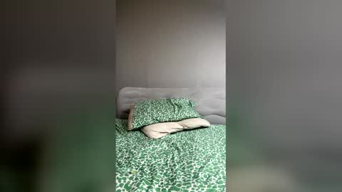 WeDaShit Come Vibe with me . online show from January 2026 03:16:01 PM