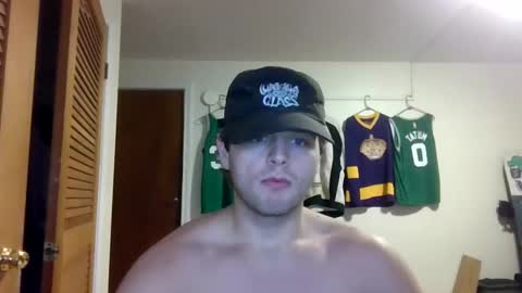 Snapshot of weenskir chatting on April 2026 02:21:01 PM weenskir online show from April 2026 02:21:01 PM