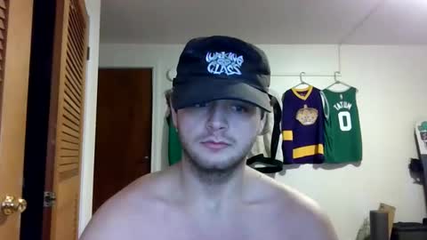 Snapshot of weenskir chatting on April 2026 04:47:02 PM weenskir online show from April 2026 04:47:02 PM