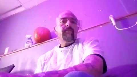 Snapshot of wellhung9ind13 chatting on November 2025 05:35:01 PM Champ9in online show from November 2025 05:35:01 PM