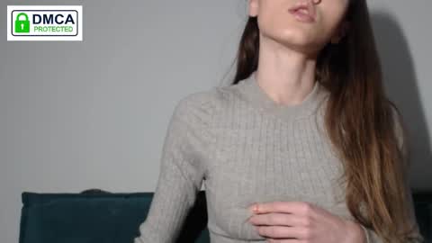 Snapshot of weltmilen chatting on November 2025 08:19:02 PM Milena online show from November 2025 08:19:02 PM