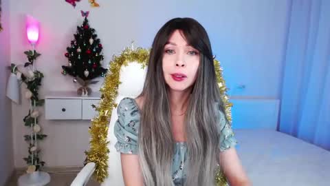 Snapshot of wendifoster chatting on January 2025 05:26:01 PM Wendi Foster online show from January 2025 05:26:01 PM