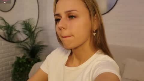 Im Wendy online show from May 2026 09:12:01 PM