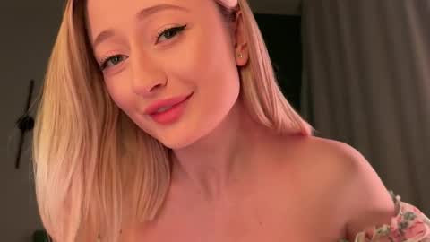 Daisy    online show from March 2026 05:17:01 PM