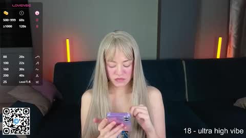 Snapshot of wendylovelylovew chatting on September 2025 02:11:01 PM Wendy online show from September 2025 02:11:01 PM