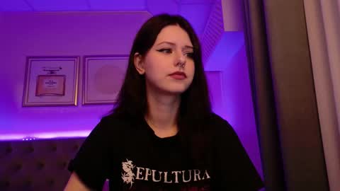  Wendy online show from November 2025 07:43:01 AM