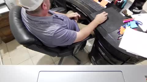 Snapshot of wes40960 chatting on September 2025 11:18:02 PM wes40960 online show from September 2025 11:18:02 PM