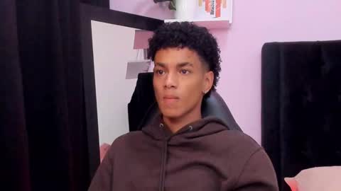 WES online show from December 2025 03:18:02 PM