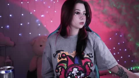 little girl who is always rightLisa online show from December 2024 02:01:02 AM