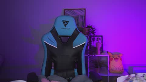 little girl who is always rightLisa online show from December 2024 08:18:02 AM