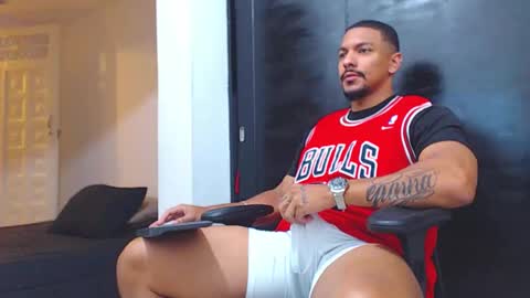 Wesley Rogger online show from October 2025 09:59:02 PM