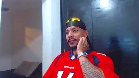 Wesley Rogger online show from October 2025 09:00:02 PM