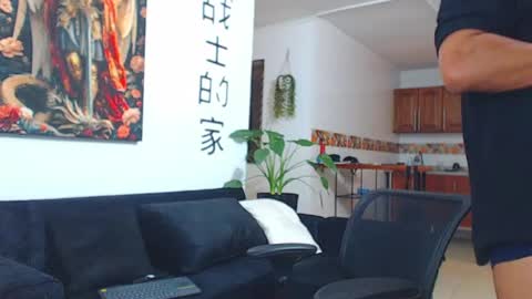 Wesley Rogger online show from April 2026 02:03:02 AM